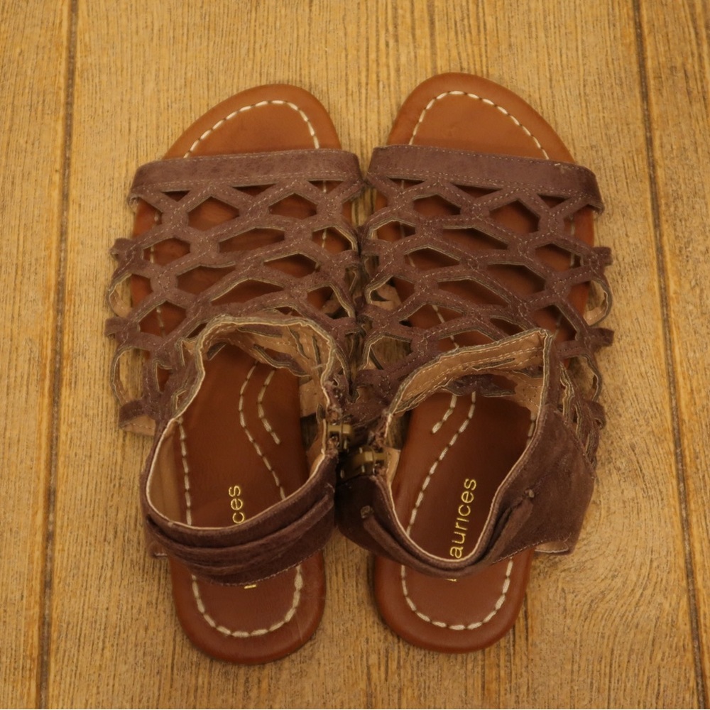 Maurices brown/tan sandals
